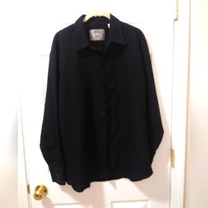 Men's Bruno New York black long sleeved, button-down shirt. Size XL